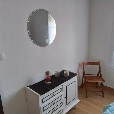 1er Etage Centre Bourg Apartament